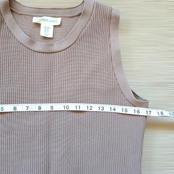 Happily Grey Ribbed Crop Tank Sleeveless Top Size Xl - Picture 8 of 9